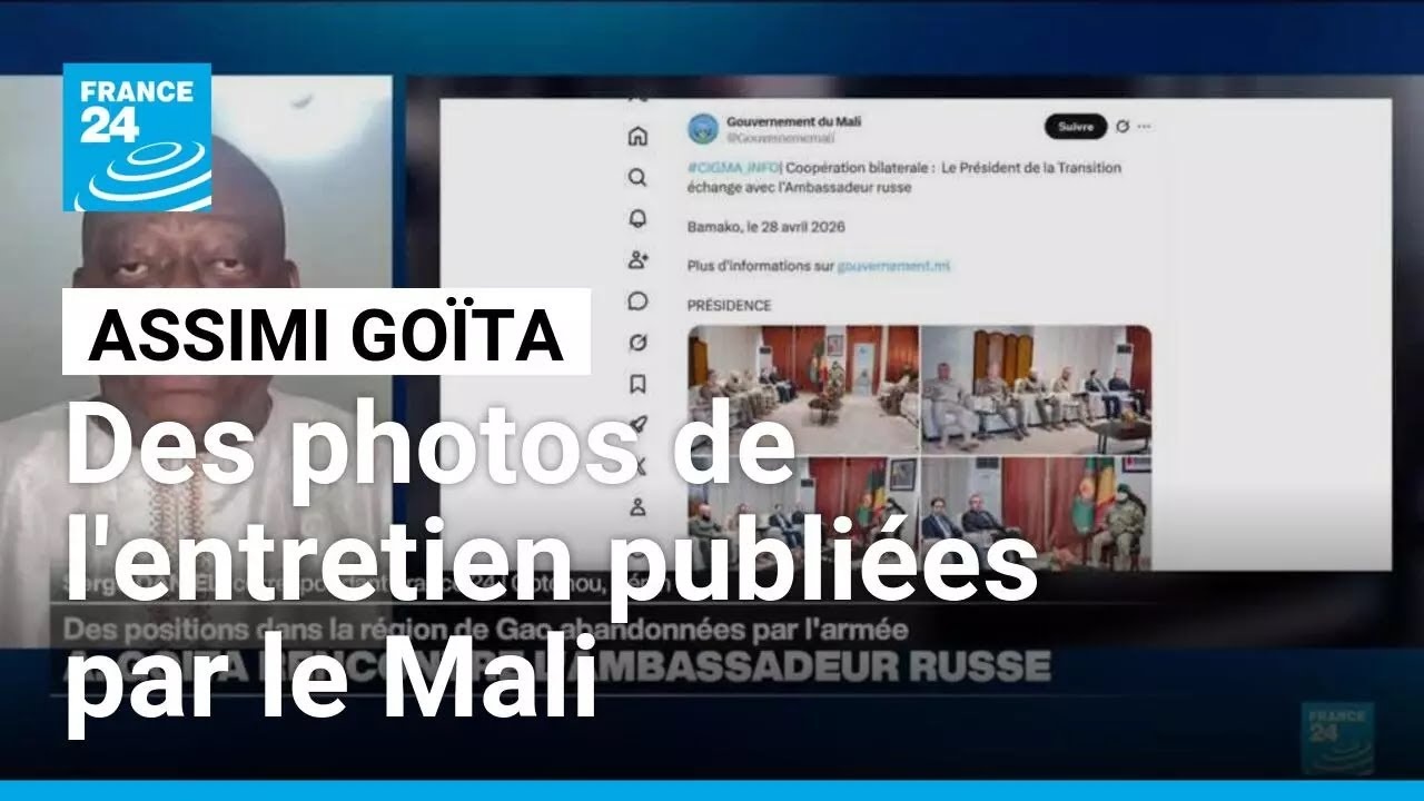 Assimi Goïta serrant la main de l’ambassadeur russe Igor Gromyko